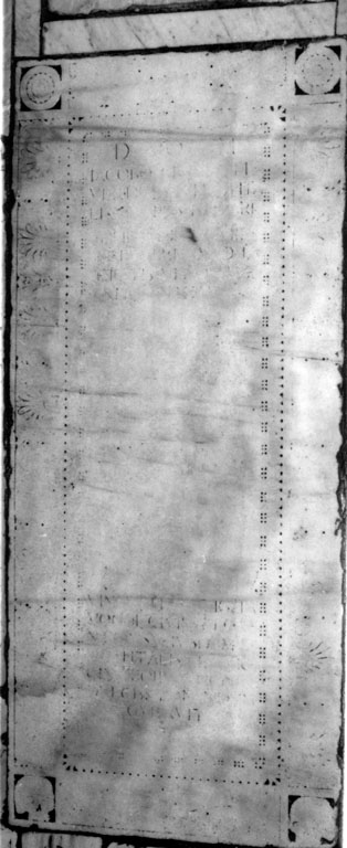 lapide tombale - ambito romano (sec. XVI)