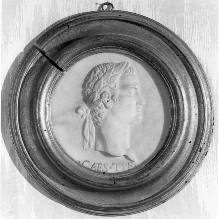Ritratto dell'imperatore Caligola (?) (rilievo) - ambito italiano (metà sec. XVIII)