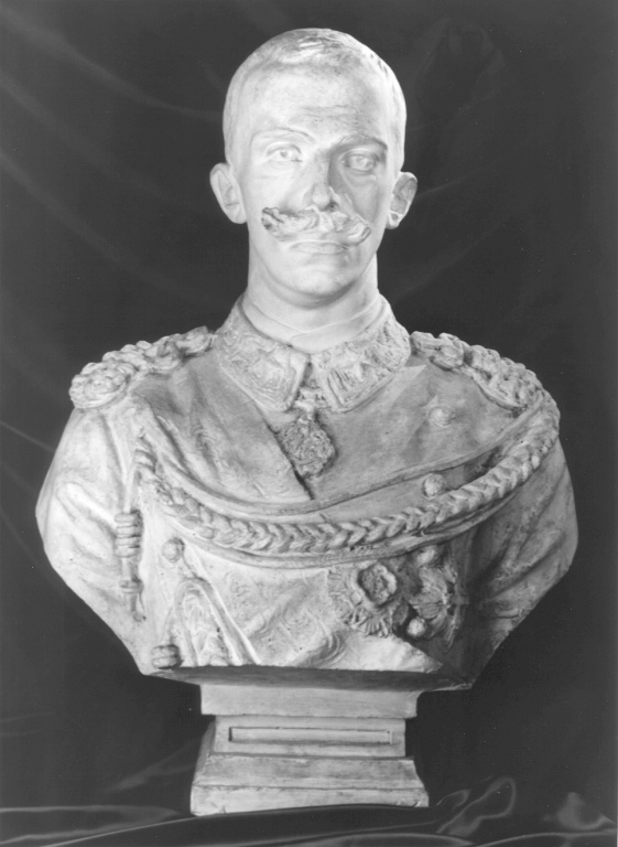 Ritratto del re Vittorio Emanuele III di Savoia (busto) di Benini Mauro (sec. XX)