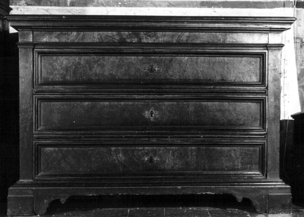 cassettone - ambito romano (secc. XVIII/ XIX)