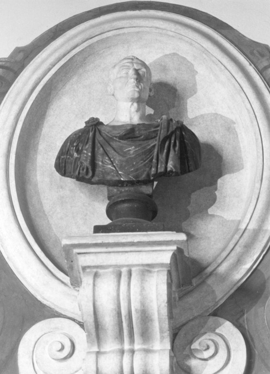 Ritratto di Giulio Cesare (busto) di Buselli Orfeo (sec. XVII)