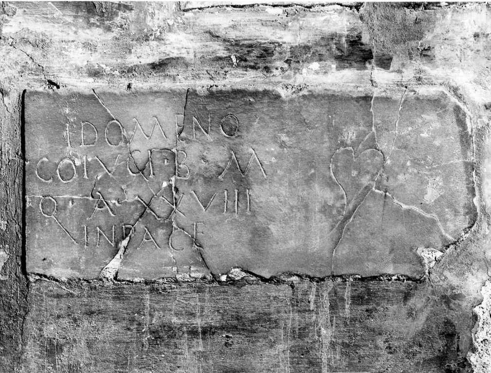 lapide tombale, frammento - ambito romano (sec. IV)