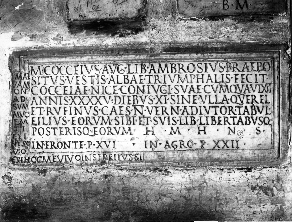 lapide tombale - ambito romano (secc. III/ IV)