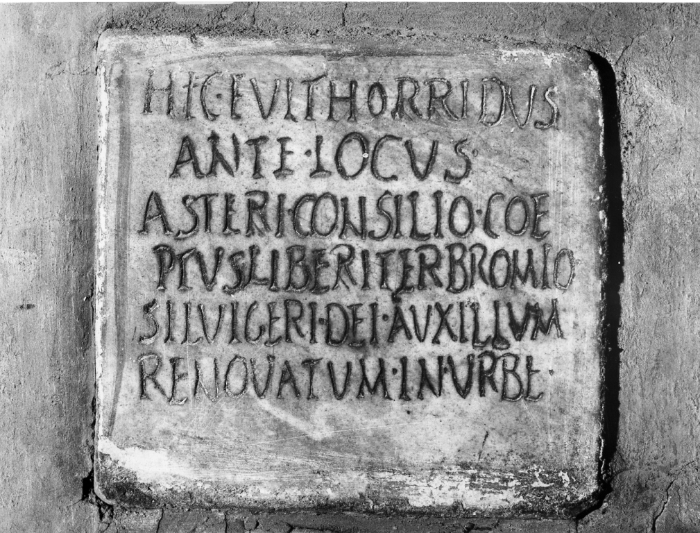 lapide tombale, frammento - ambito romano (sec. IV)