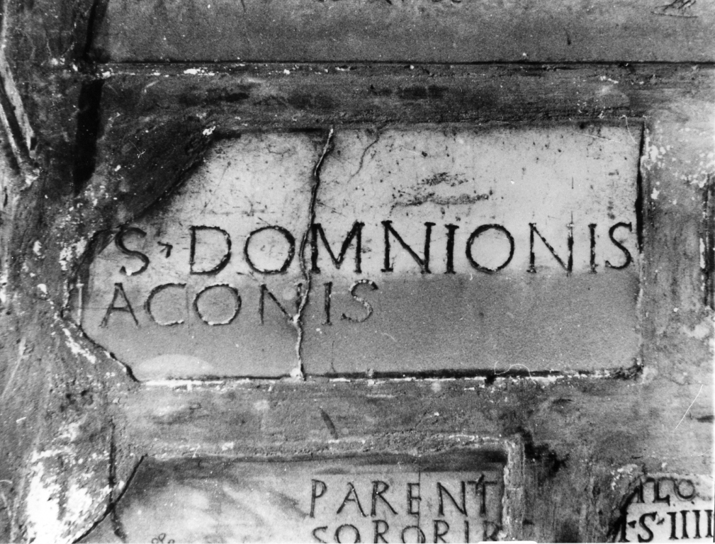 lapide tombale, frammento - ambito romano (sec. IV)