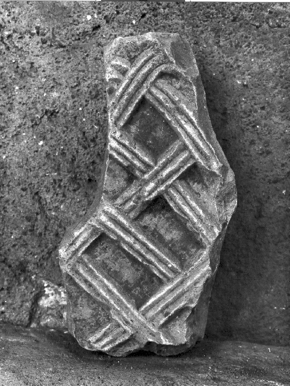 rilievo, frammento - ambito laziale (sec. IX)