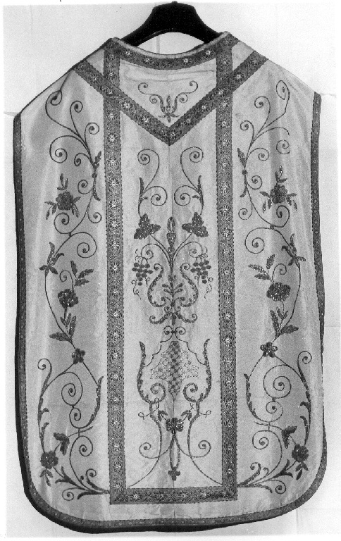 paramento liturgico - manifattura viterbese (secc. XVIII/ XIX)