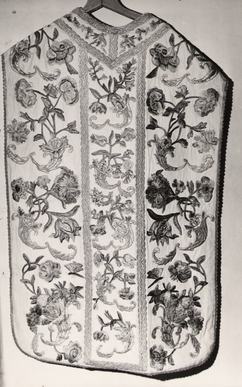 paramento liturgico, insieme - manifattura reatina (sec. XIX)