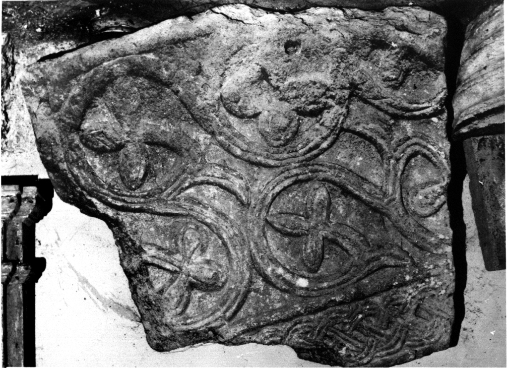 pluteo, frammento - ambito viterbese (sec. IX)