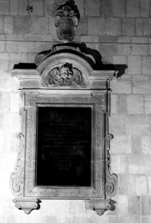 lapide tombale - ambito laziale (sec. XVII)