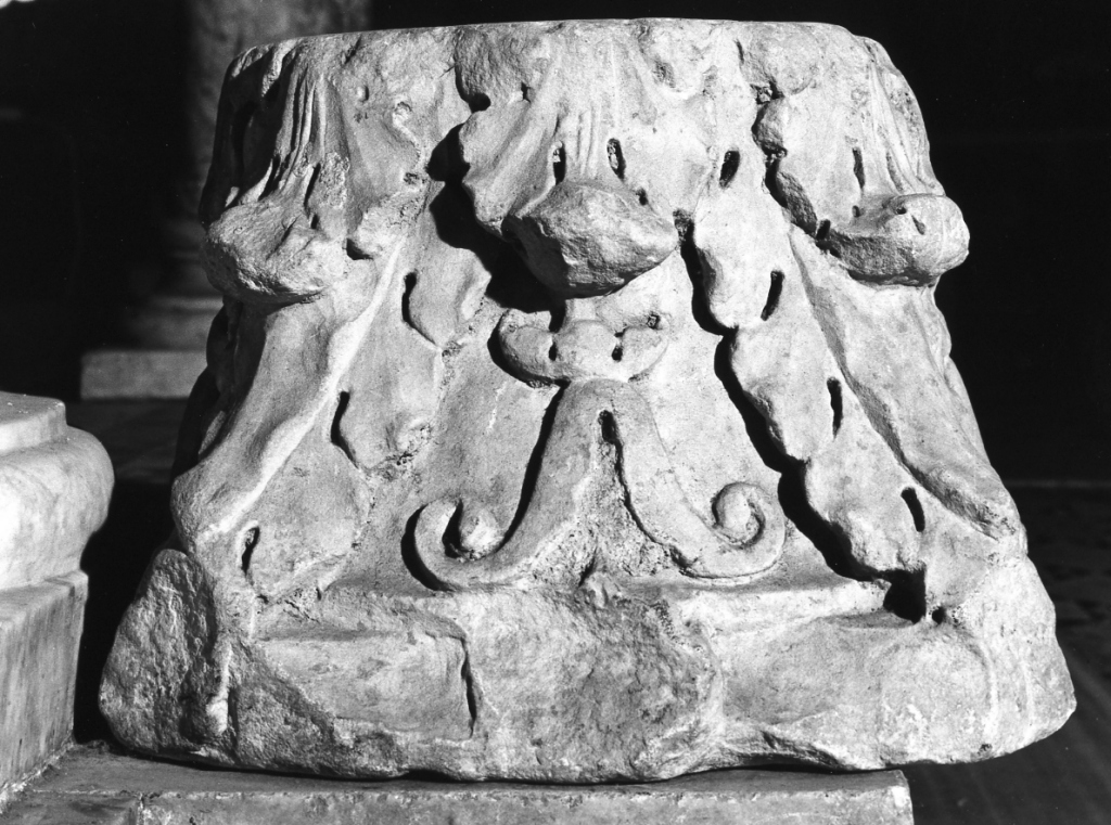 capitello corinzio - ambito romano (secc. V/ VI)