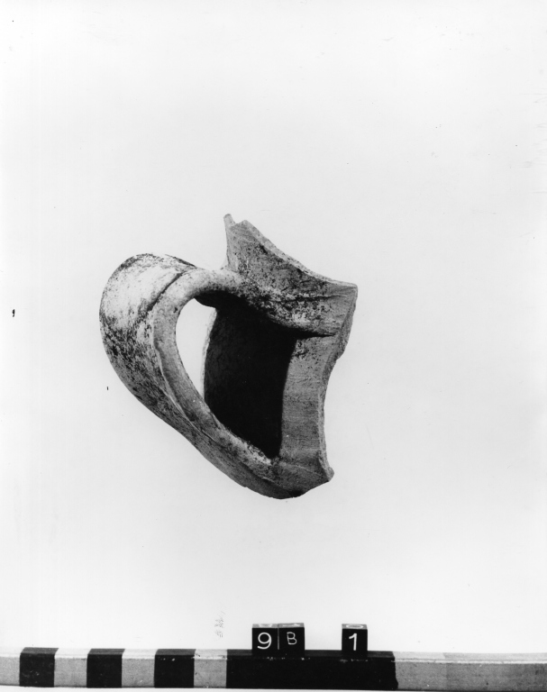 brocca, frammento - ambito laziale (secc. XI/ XII)