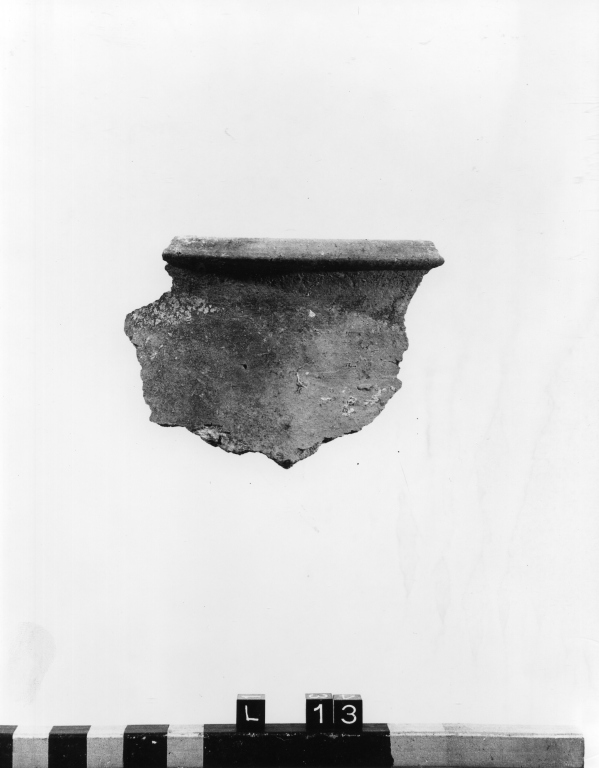 olla, frammento - ambito laziale (secc. XII/ XIV)