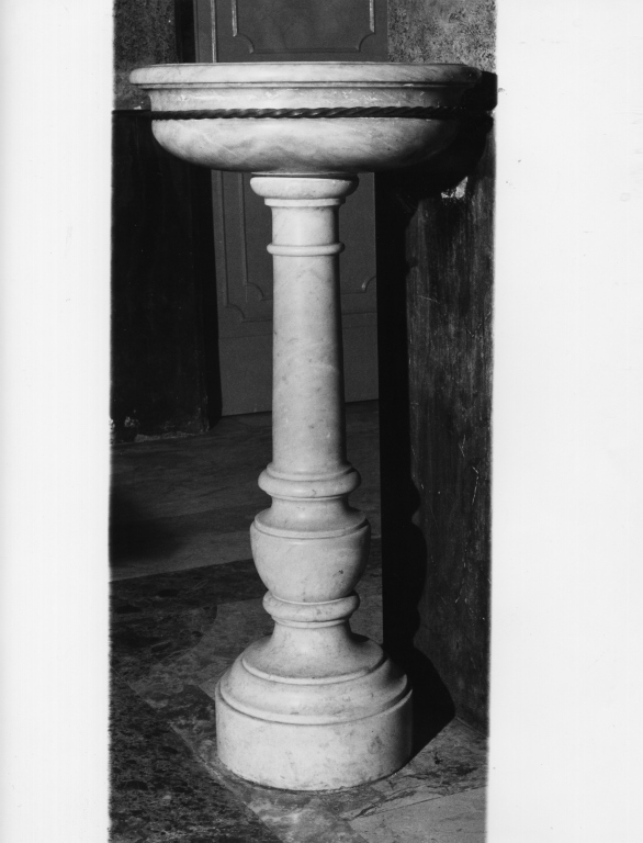 acquasantiera - ambito laziale (sec. XIX)