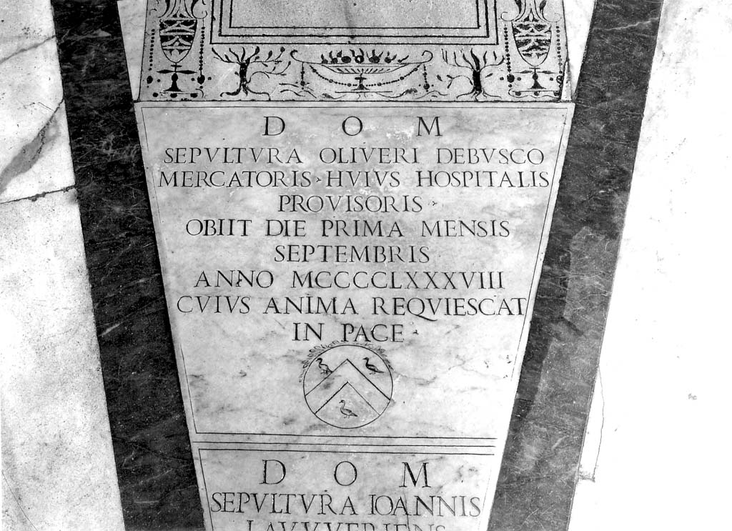 lapide tombale - ambito romano (sec. XVIII)