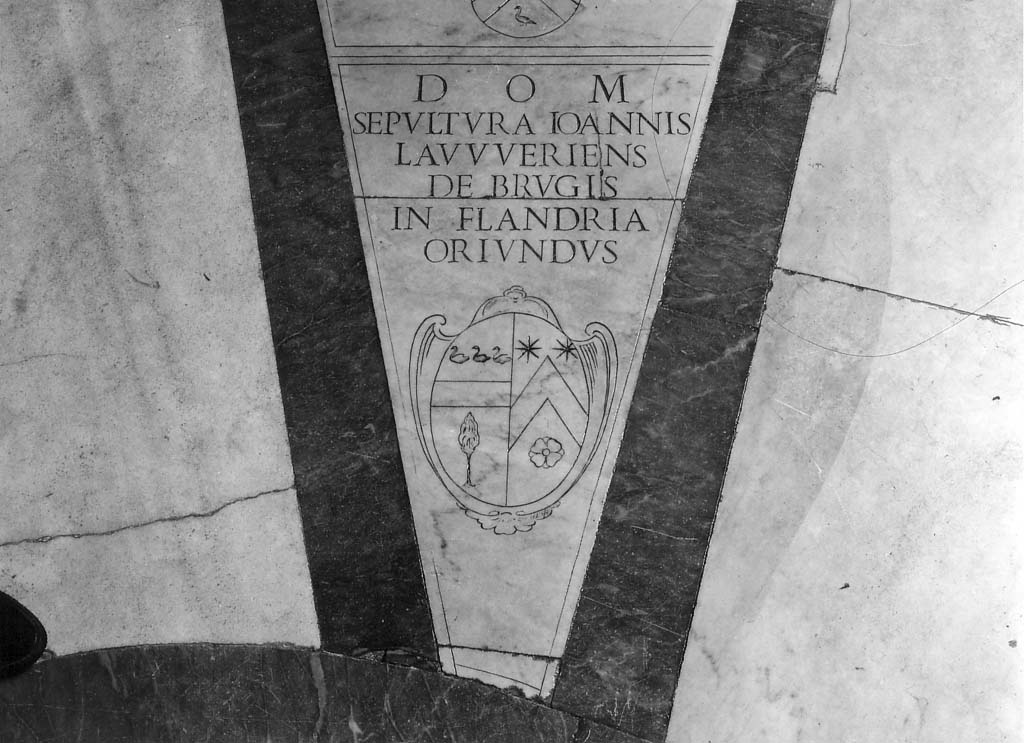 lapide tombale - ambito romano (sec. XVIII)