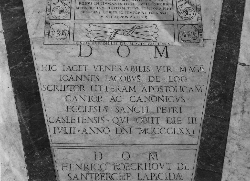 lapide tombale - ambito romano (sec. XVIII)