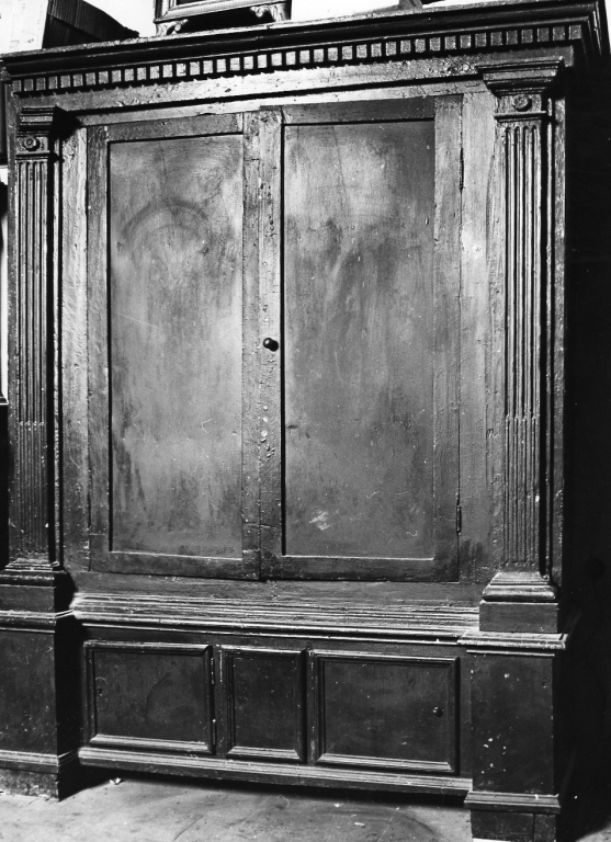 armadio da sacrestia, coppia - ambito laziale (fine/inizio secc. XVIII/ XIX)