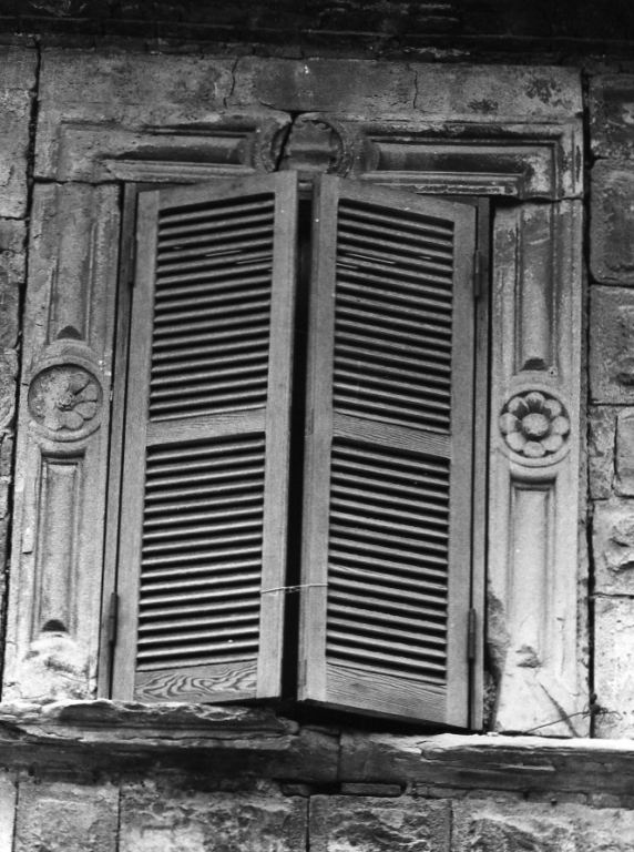 finestra - ambito laziale (sec. XVI)