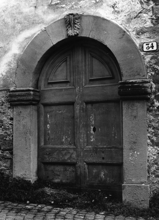 portale - ad arco - ambito laziale (metà sec. XVIII)