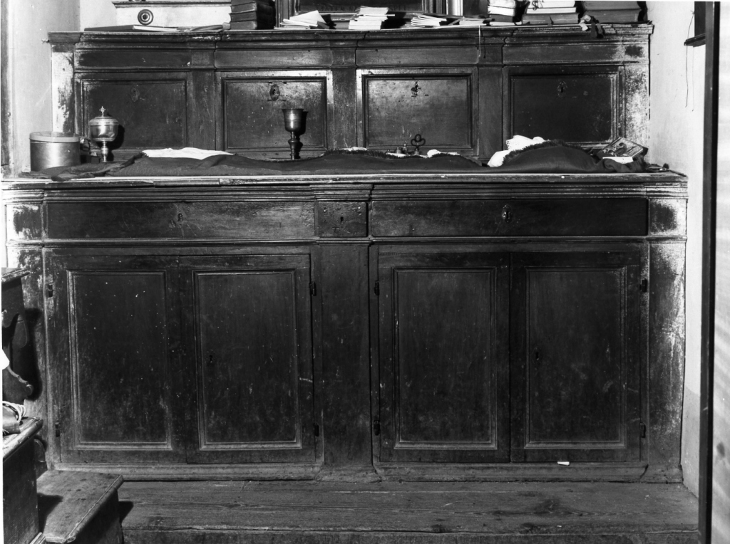 credenza - ambito laziale (sec. XVII)