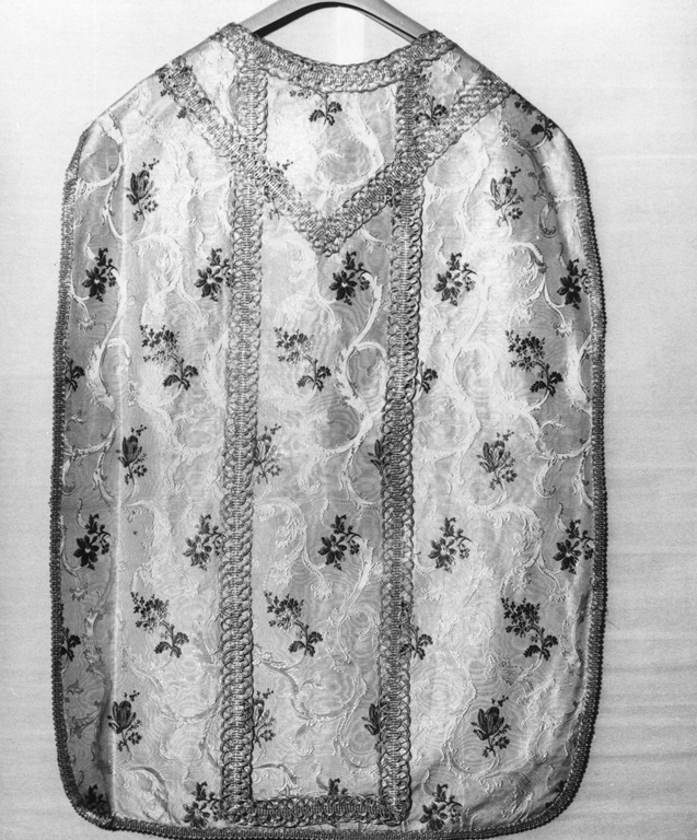 paramento liturgico - in terzo - manifattura romana (seconda metà sec. XIX)
