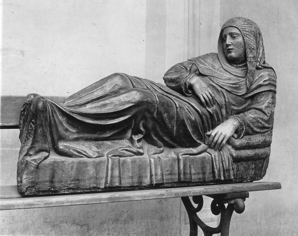 figura femminile giacente (scultura) - ambito della Cappella Reale di Burgos (sec. XVI)