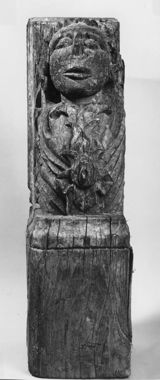 busto maschile e motivo fitomorfo (testata di trave) - ambito romano, ambito romano (seconda metà sec. XV)