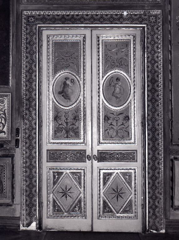 porta - a due battenti - produzione romana (sec. XVIII)