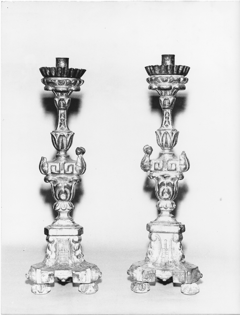 candeliere d'altare, opera isolata - ambito laziale (sec. XVIII)