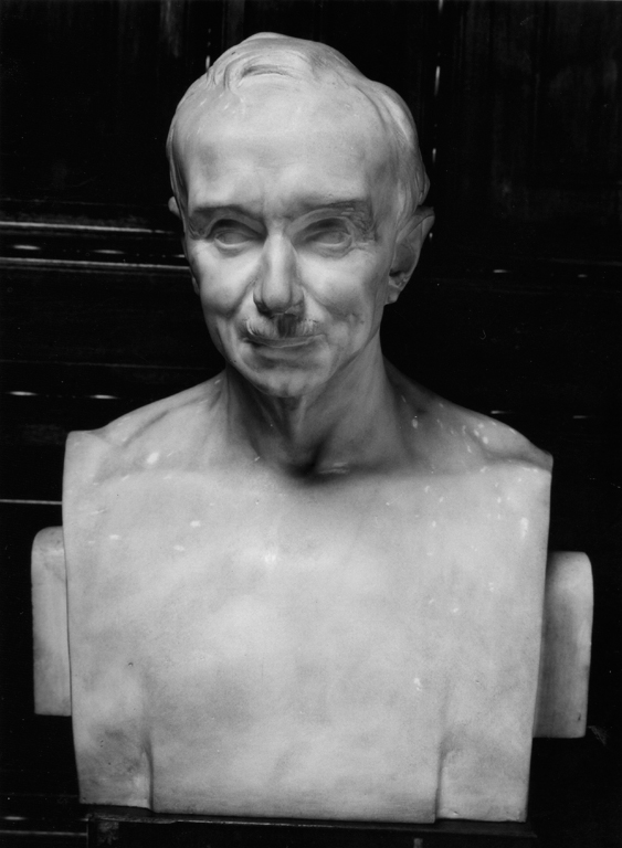 ritratto di Piero Calamandrei (busto) - ambito italiano (metà sec. XX)