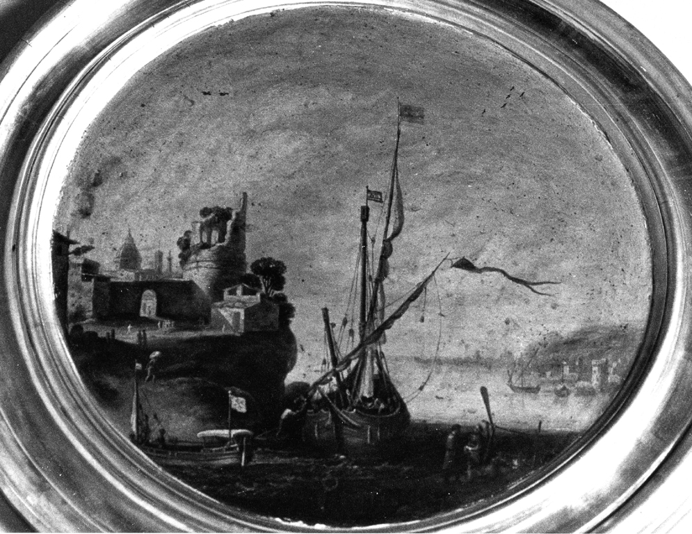 paesaggio marino con una nave allo scalo (dipinto) di cSa Fabrik Marke (sec. XVII)