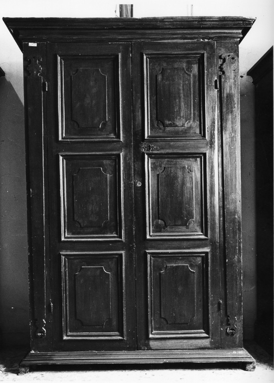 armadio - ambito romano (fine/inizio secc. XIX/ XX)