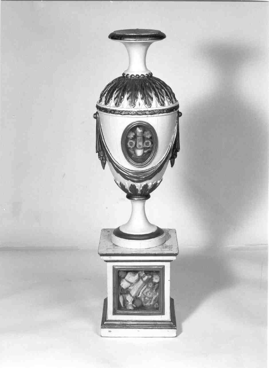 reliquiario vasiforme, serie - bottega mantovana (primo quarto sec. XIX)