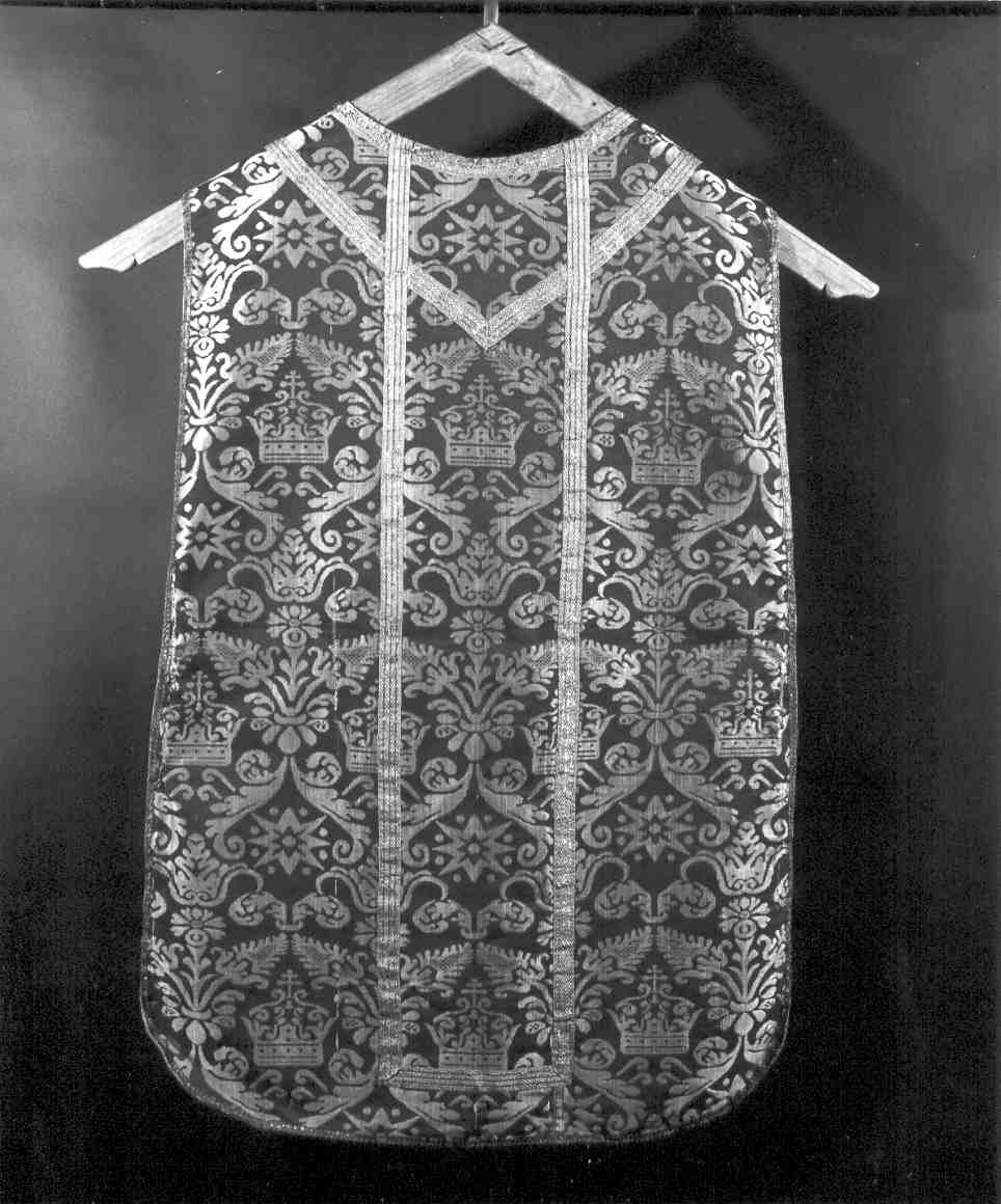 paramento liturgico, insieme - manifattura spagnola (fine/inizio secc. XVI/ XVII)