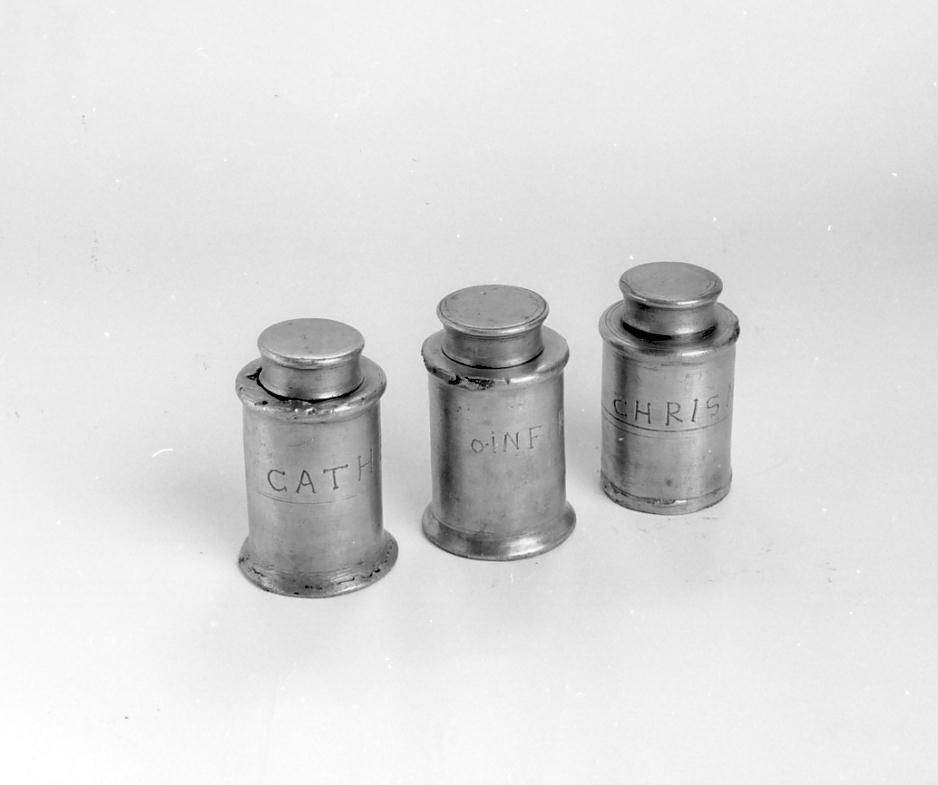 vasetti per oli santi, elemento d'insieme - bottega mantovana (prima metà sec. XIX)