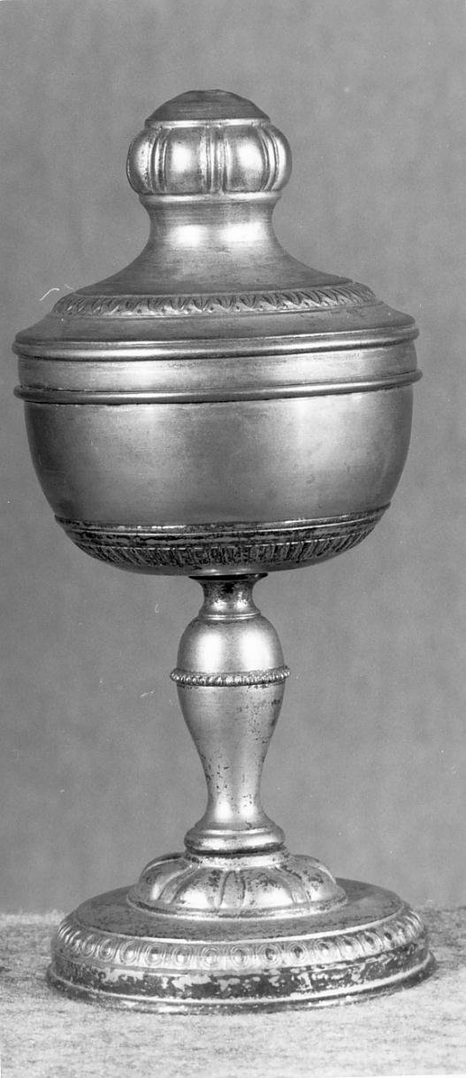 pisside - ambito mantovano (ultimo quarto sec. XIX)