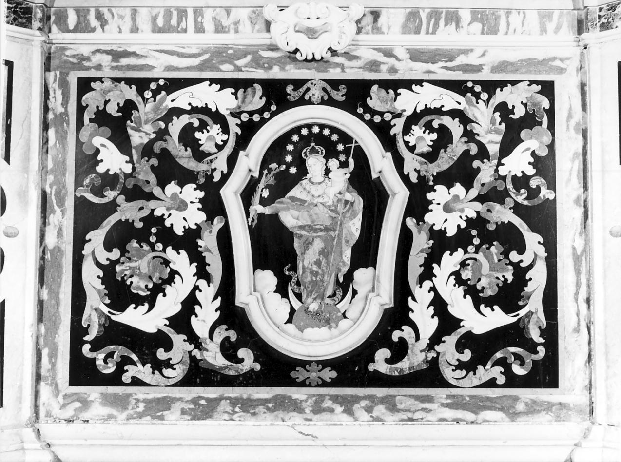 Madonna con Bambino (paliotto - a pannello piano, elemento d'insieme) - bottega cremonese (sec. XVIII)