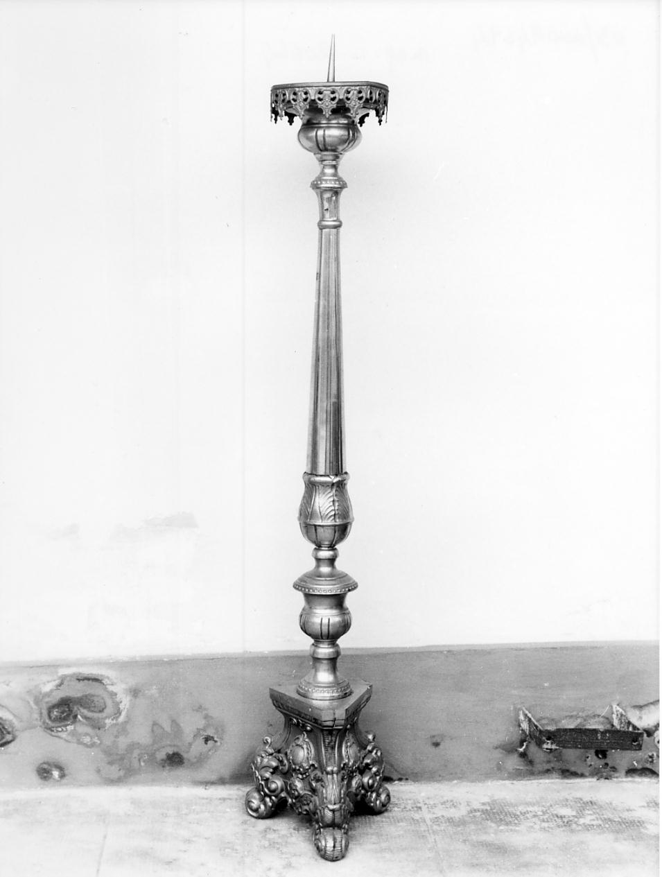 candeliere d'altare, serie - produzione lombarda (sec. XIX)