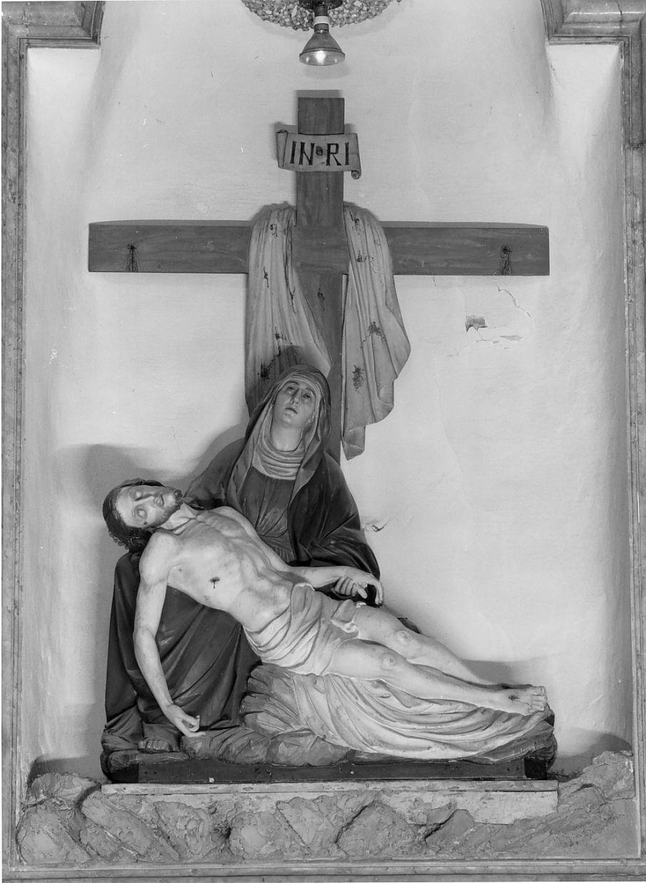 Pieta' (gruppo scultoreo) - ambito mantovano (primo quarto sec. XX)