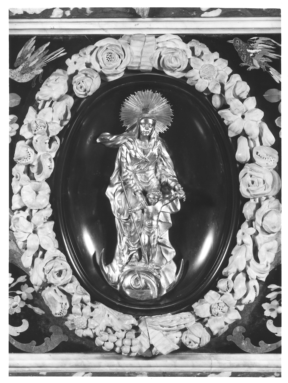 Madonna immacolata con Gesù Bambino (statuetta, elemento d'insieme) - ambito bresciano (prima metà sec. XX)