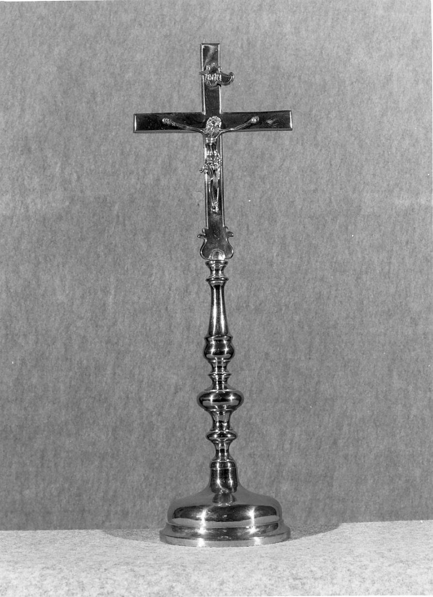 croce d'altare - ambito mantovano (primo quarto sec. XX)