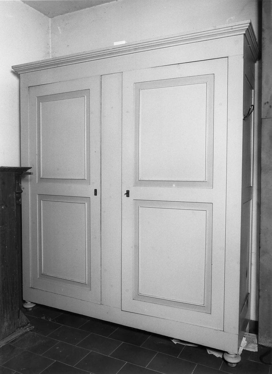 armadio - ambito mantovano (fine/inizio secc. XIX/ XX)