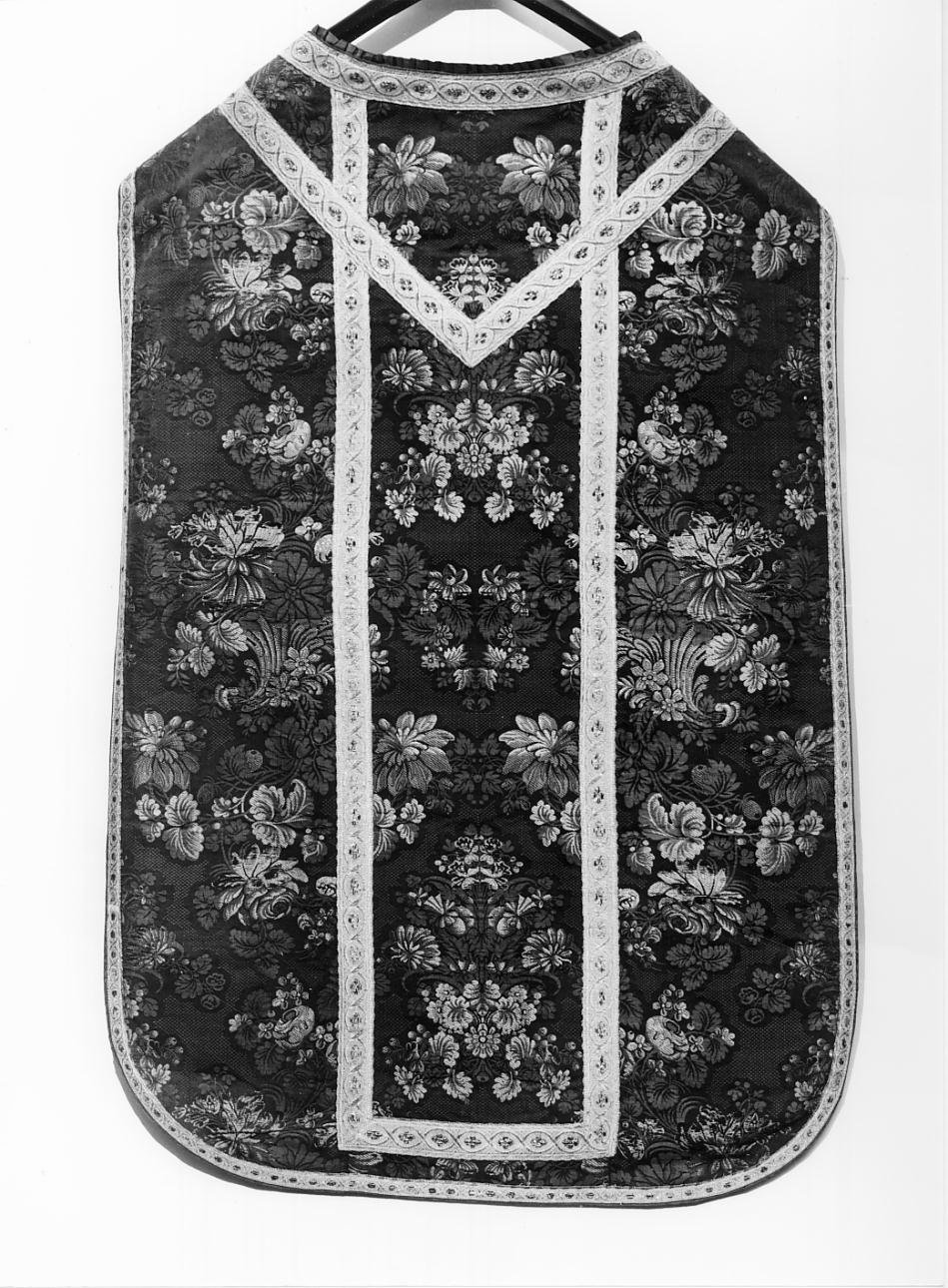 paramento liturgico - ambito mantovano (metà sec. XVIII)