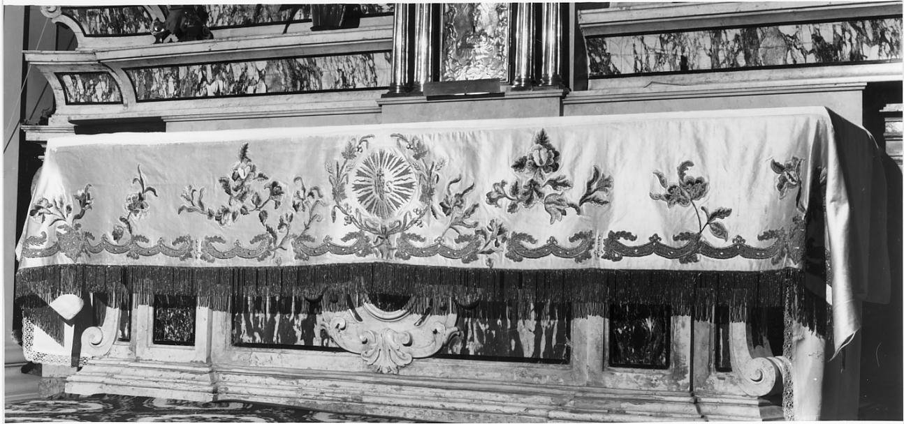 tovaglia d'altare - ambito mantovano (sec. XVIII)