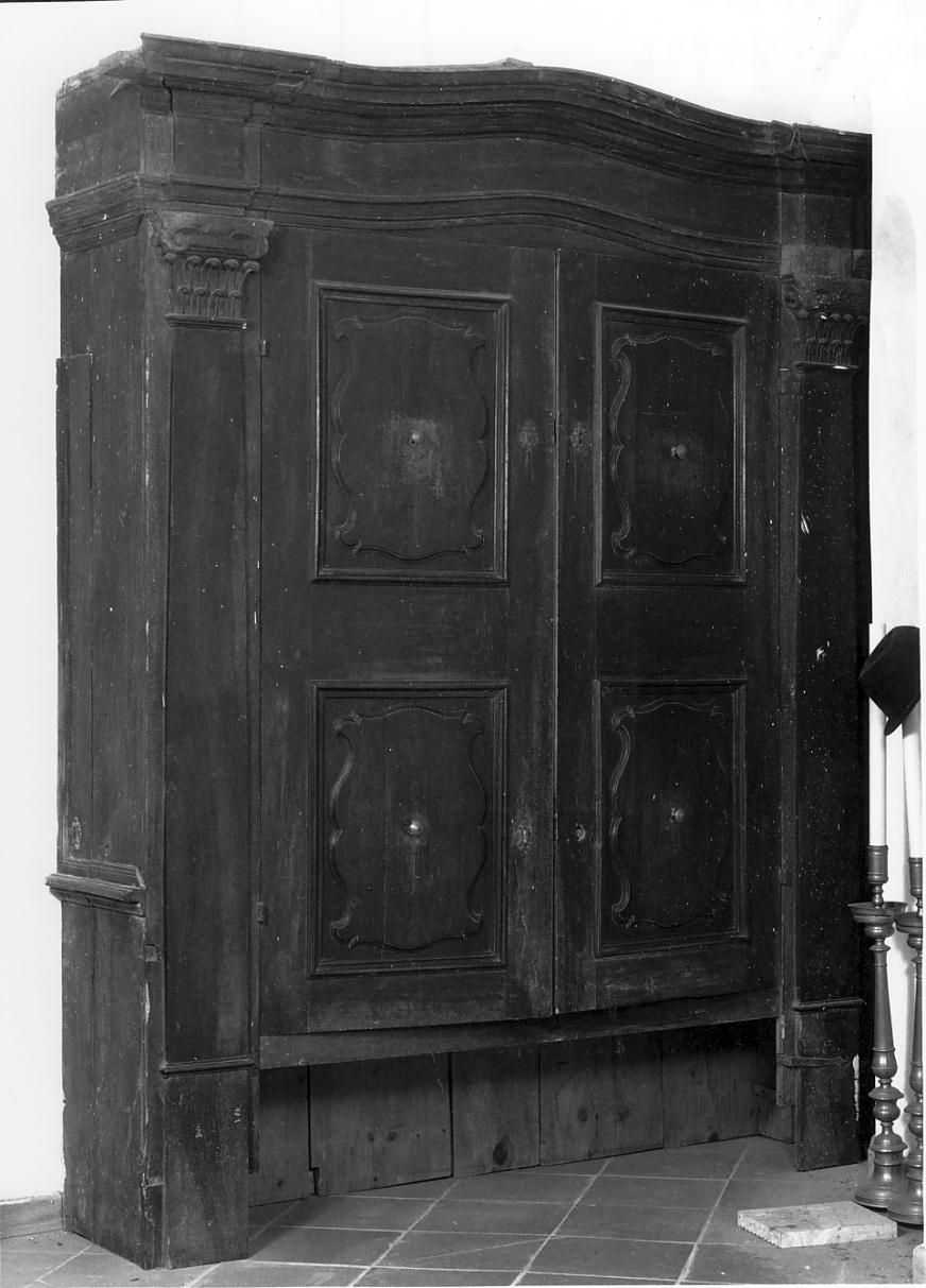 armadio, opera isolata - manifattura lombarda (seconda metà sec. XVIII)