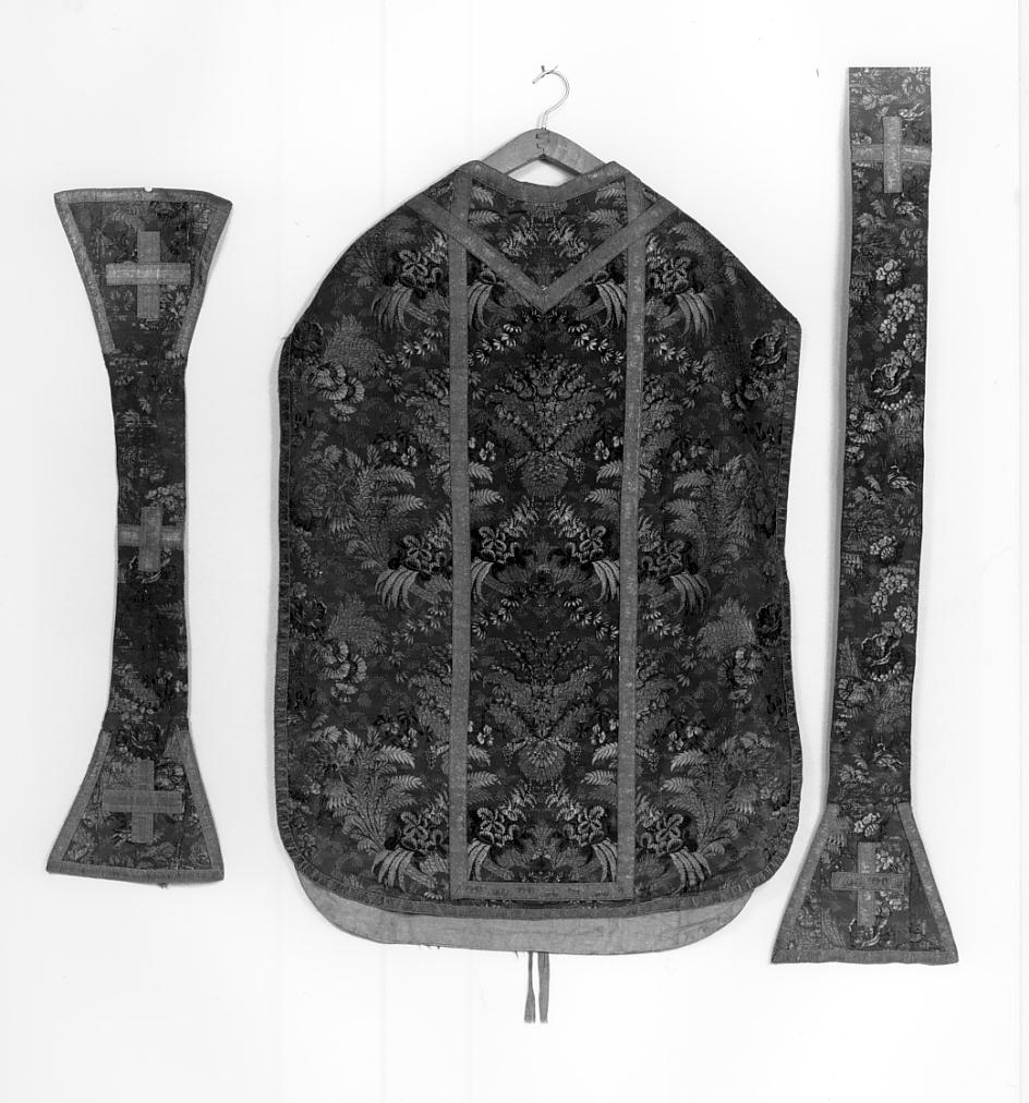 paramento liturgico, insieme - ambito lombardo (prima metà sec. XVIII)