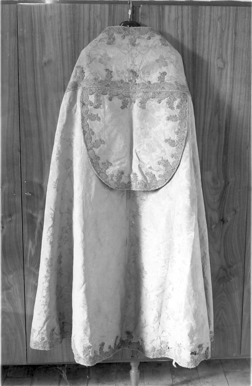 piviale, opera isolata - ambito lombardo (terzo quarto sec. XVIII)