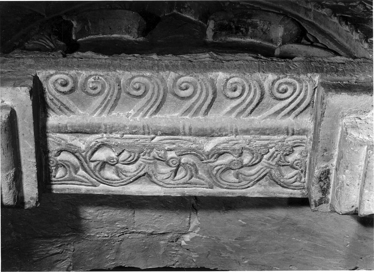 decorazione plastica, opera isolata - ambito mantovano (sec. IX)