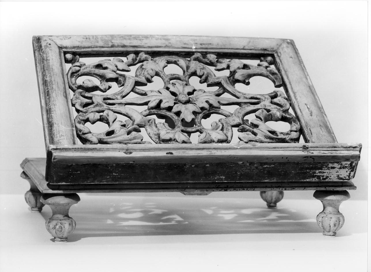 leggio d'altare, opera isolata - ambito mantovano (metà sec. XVIII)